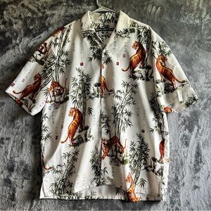 Box Office Island Men's Size Large Tiger Bamboo Print Short Sleeve Shirt